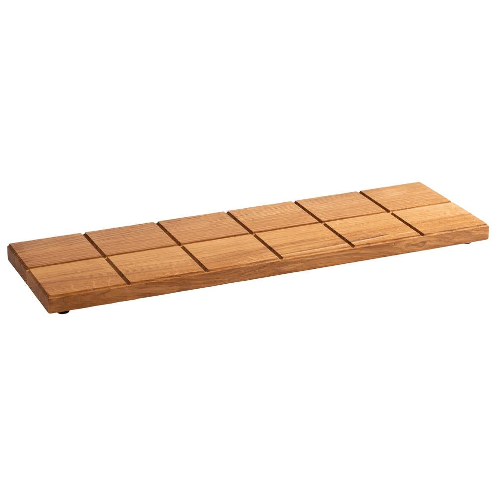 Holztablett mit quadratischem Muster.