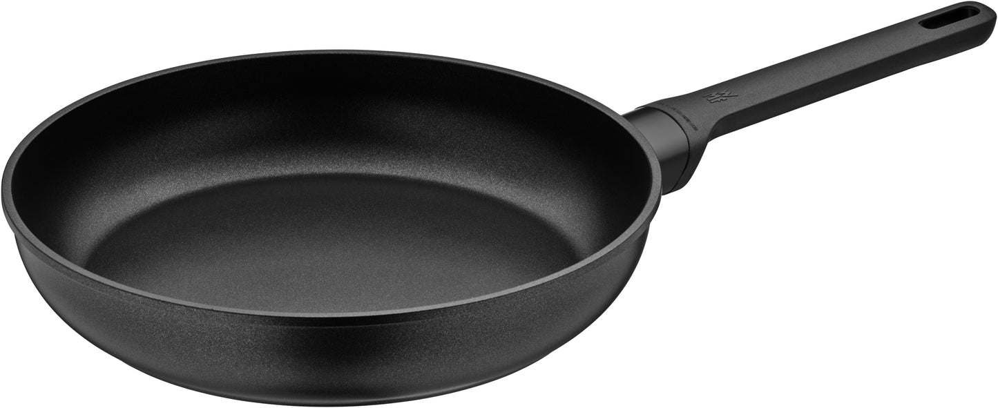 Schwarze Pfanne für Gastronomie.