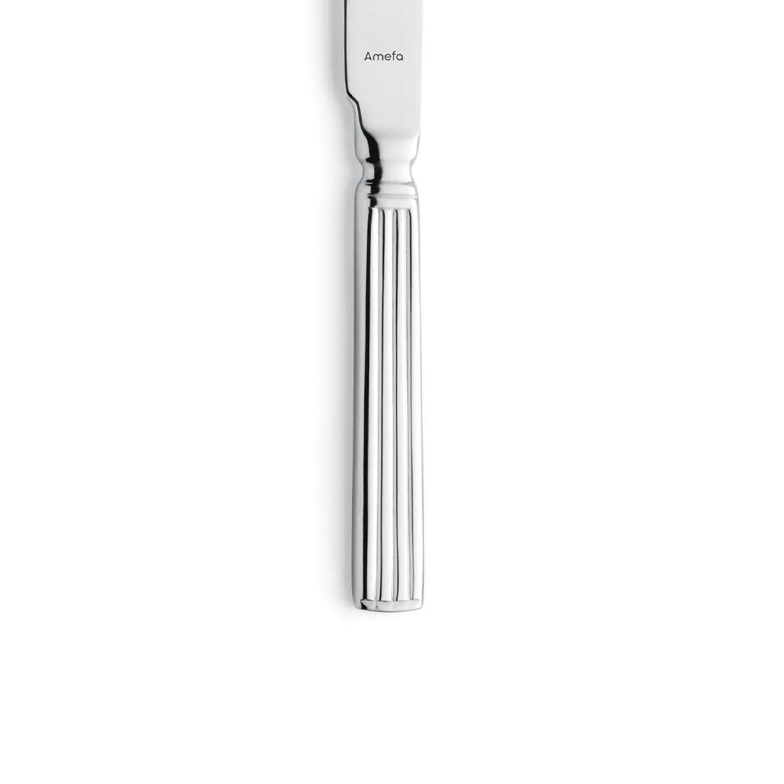 Silbernes Messer mit geriffeltem Griff.