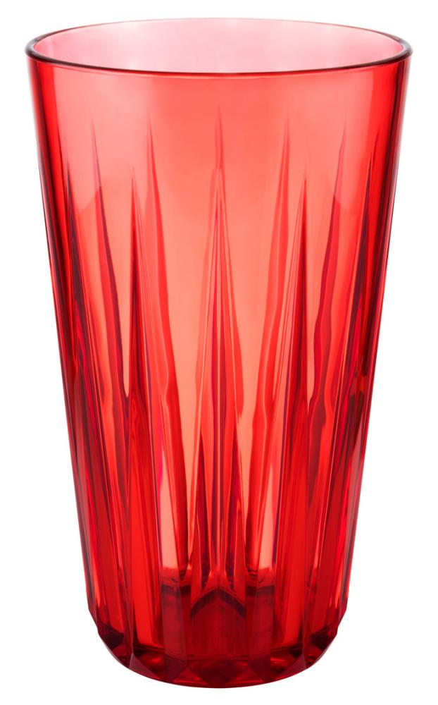 Rotes Trinkglas mit Rillenmuster.