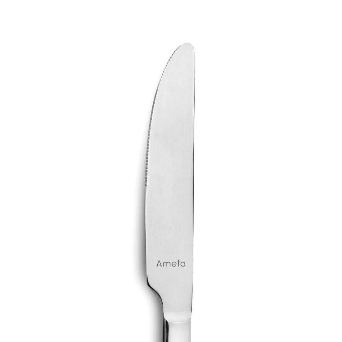 Silbernes Messer mit glatter Klinge.