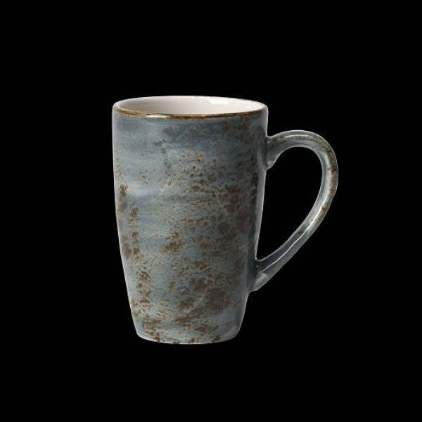 Keramiktasse mit Henkel, rustikales Design.