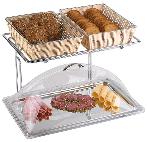 Buffetständer mit Brot und Aufschnitt.