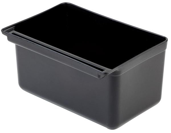 Schwarze Kunststoff-Gastronorm-Behälter.