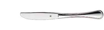 Silbernes Buttermesser auf Weiß.