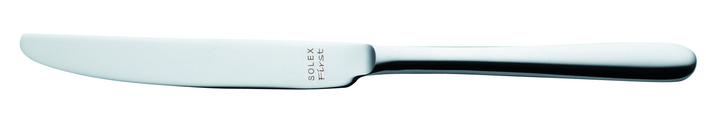 Silbernes Messer mit Gravur.