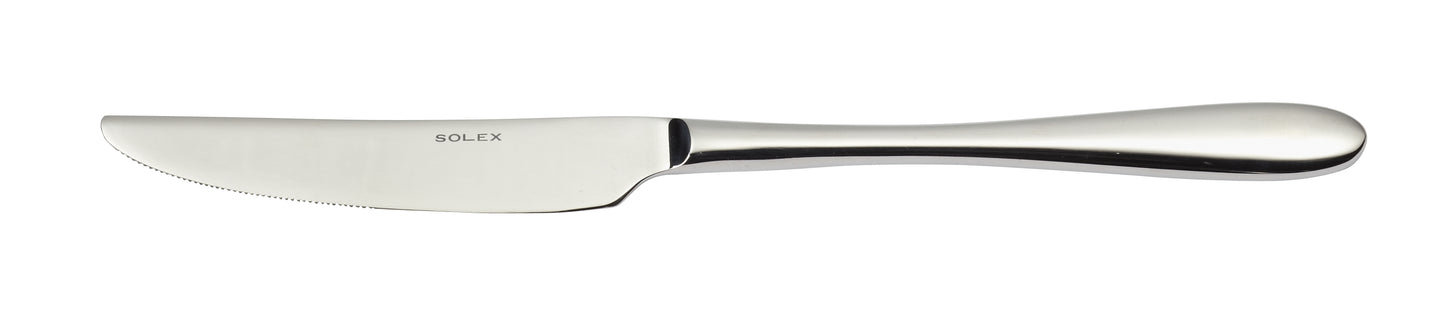 Silbernes Messer mit Gravur.