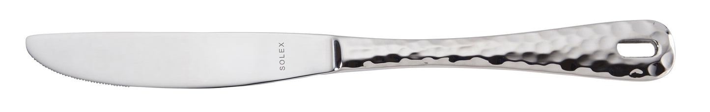 Messer mit gehämmertem Griff.
