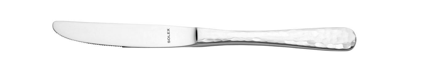 Silbernes Messer mit Gravur.