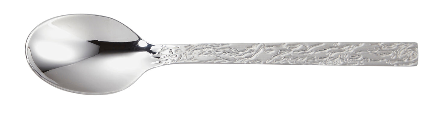 Silberner Löffel mit strukturiertem Griff.