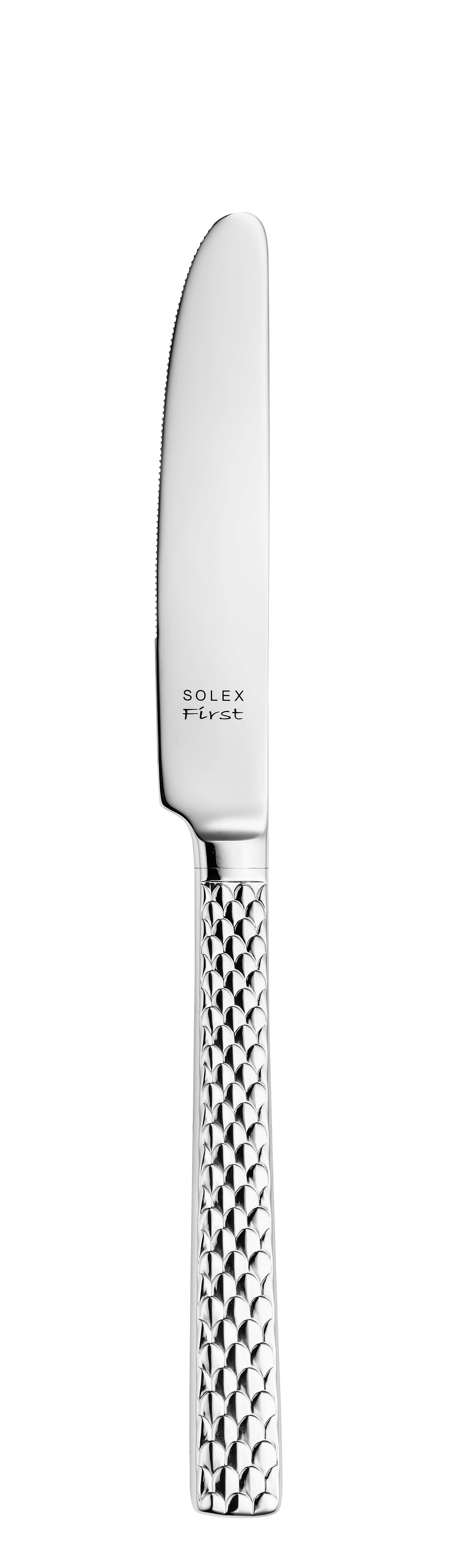 Silbernes Messer mit geprägtem Griff.