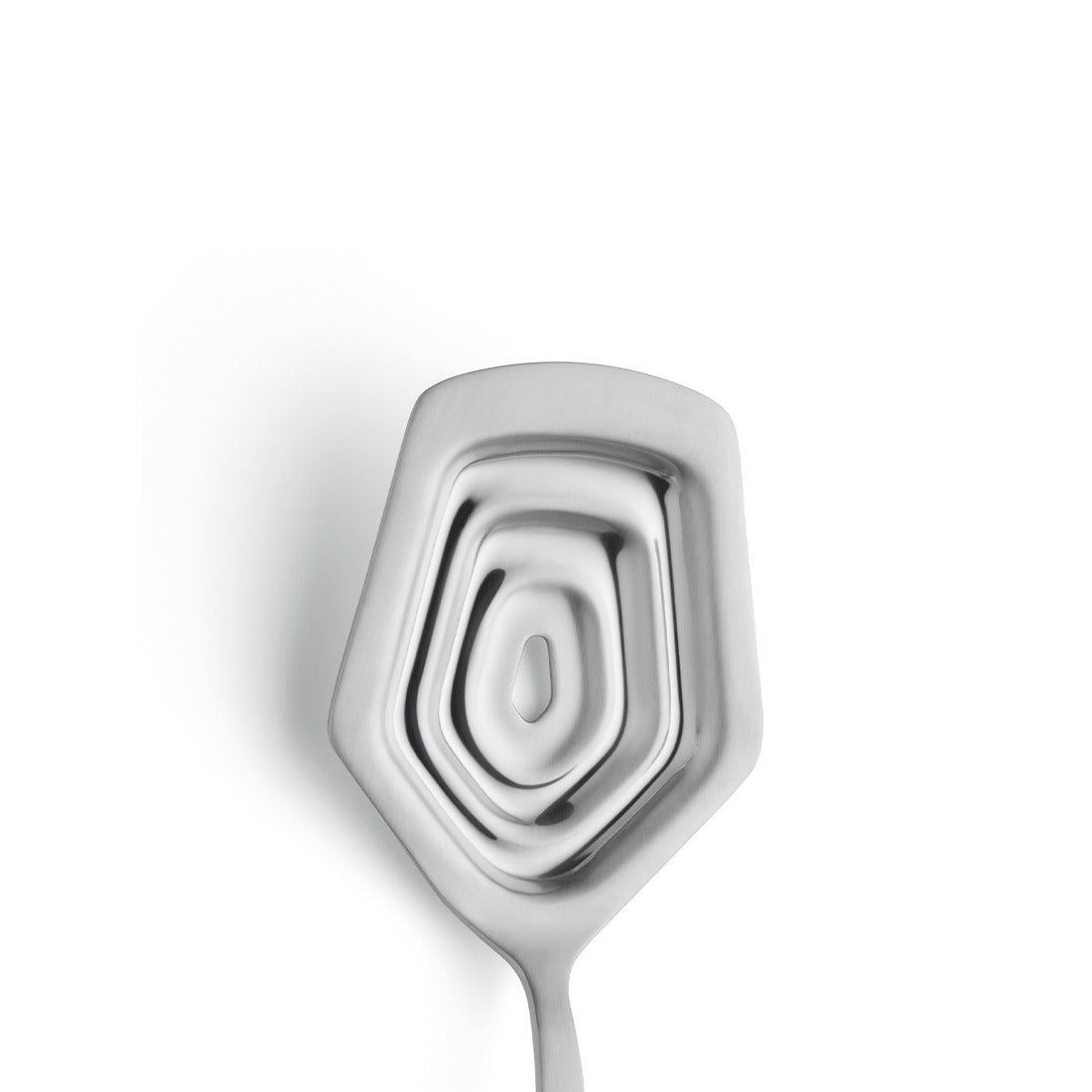 Verschachtelte Löffel aus Edelstahl.