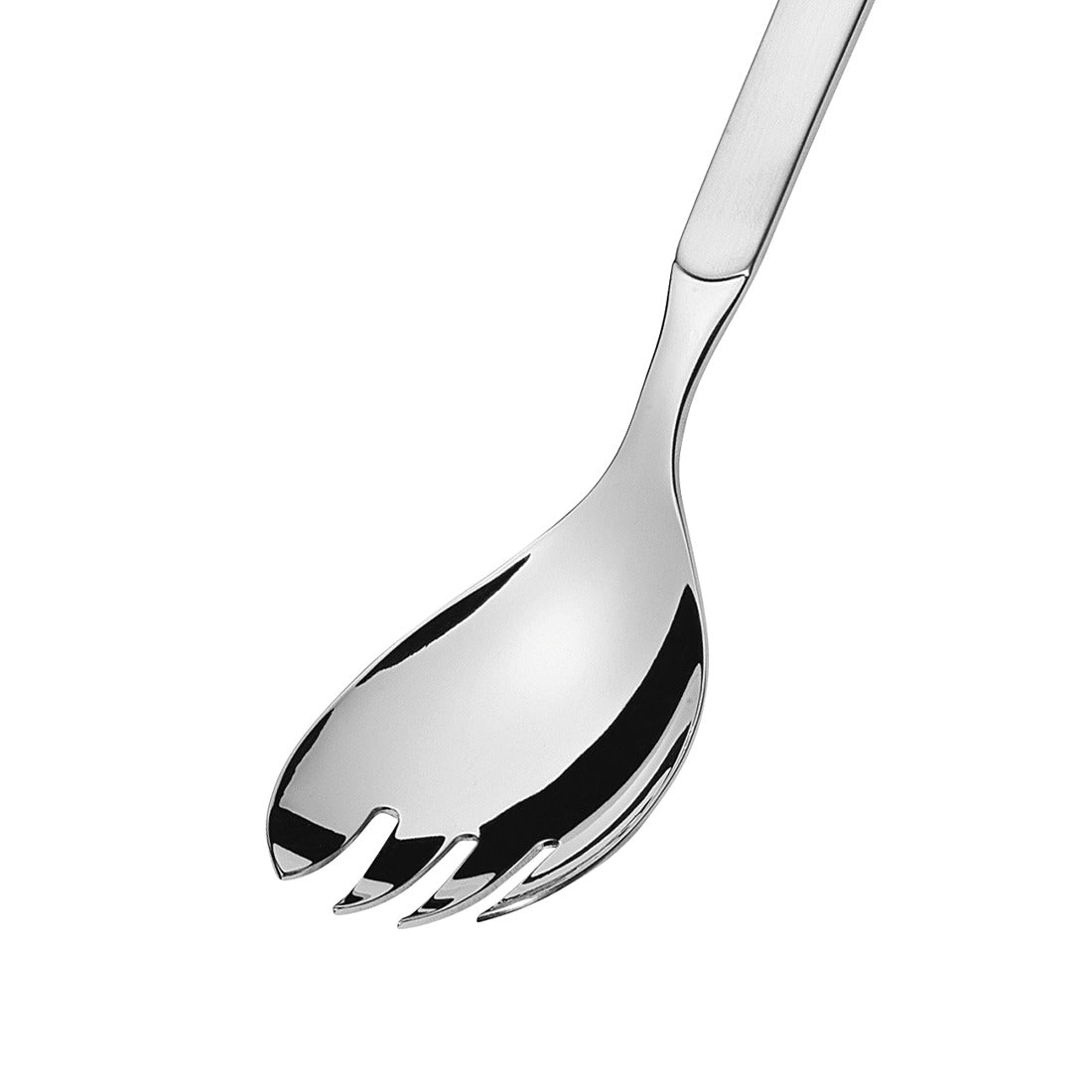 Edelstahl-Pasta-Servierlöffel auf Weiß.
