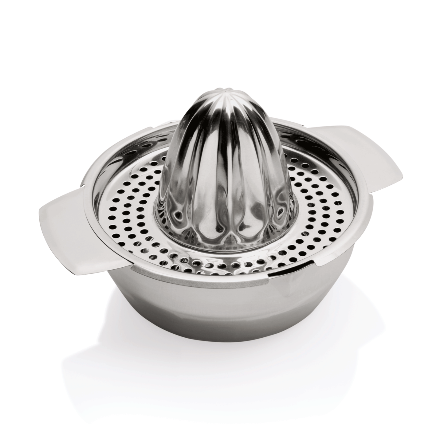 Metall-Zitruspresse auf weißem Hintergrund.