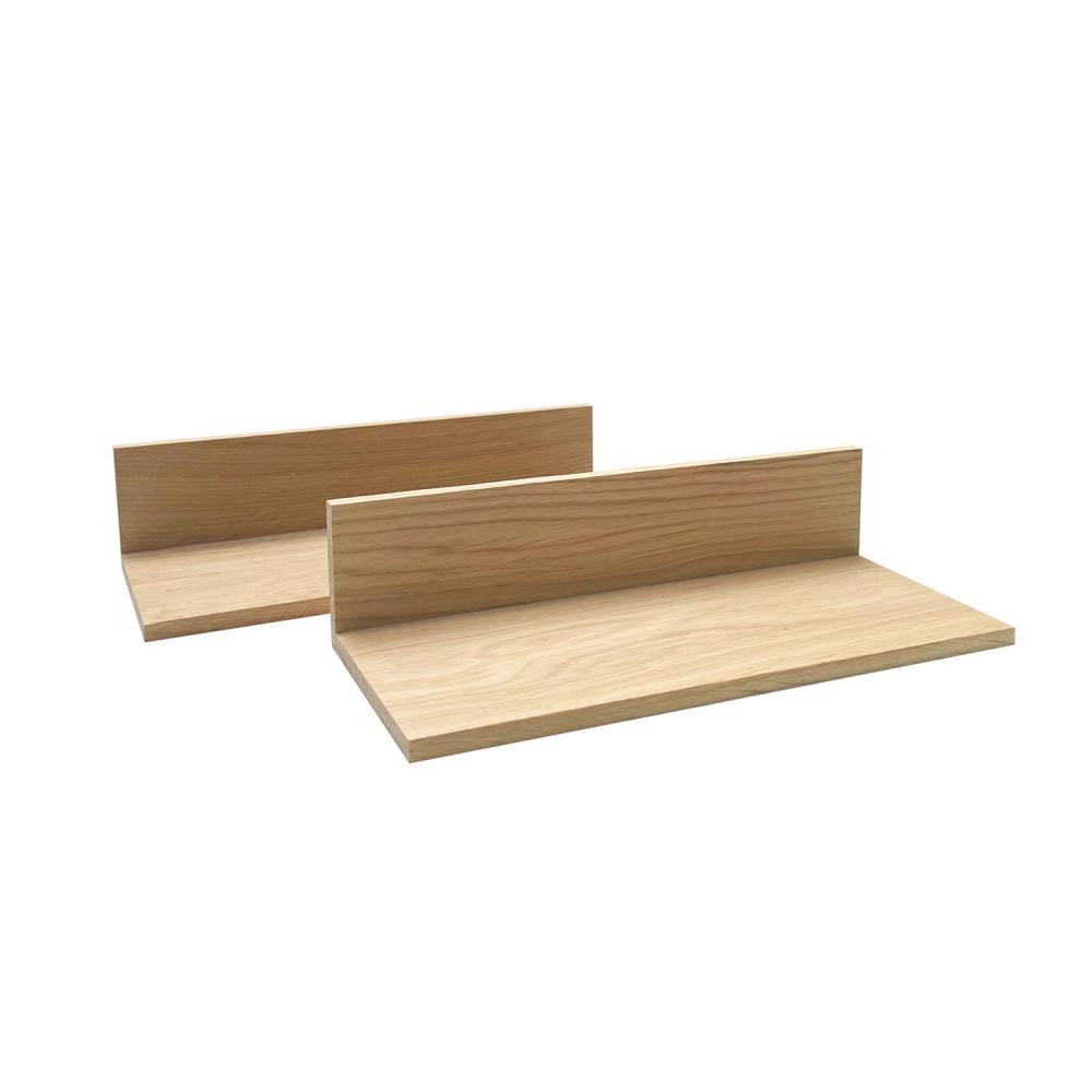 Holztabletts mit erhöhtem Rand.