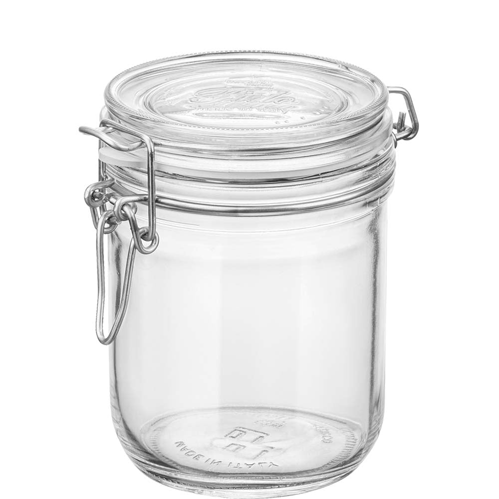 Leeres Einmachglas mit Bügelverschluss.