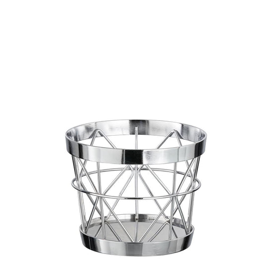 Metallkorb mit geometrischem Design.