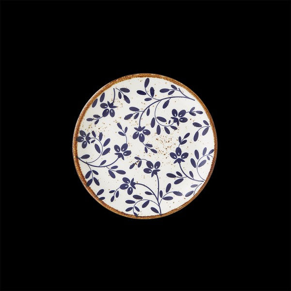 Teller mit blauem Blumenmuster.