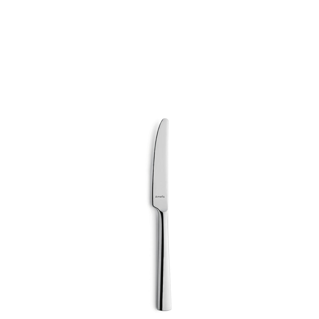 Messer auf weißem Hintergrund