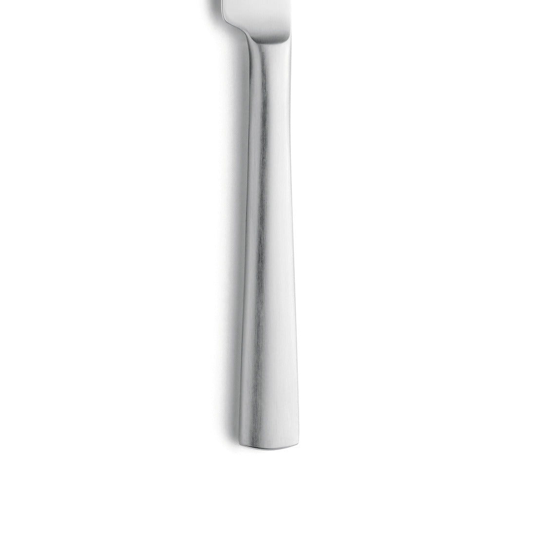Silbernes Messer mit glattem Griff.