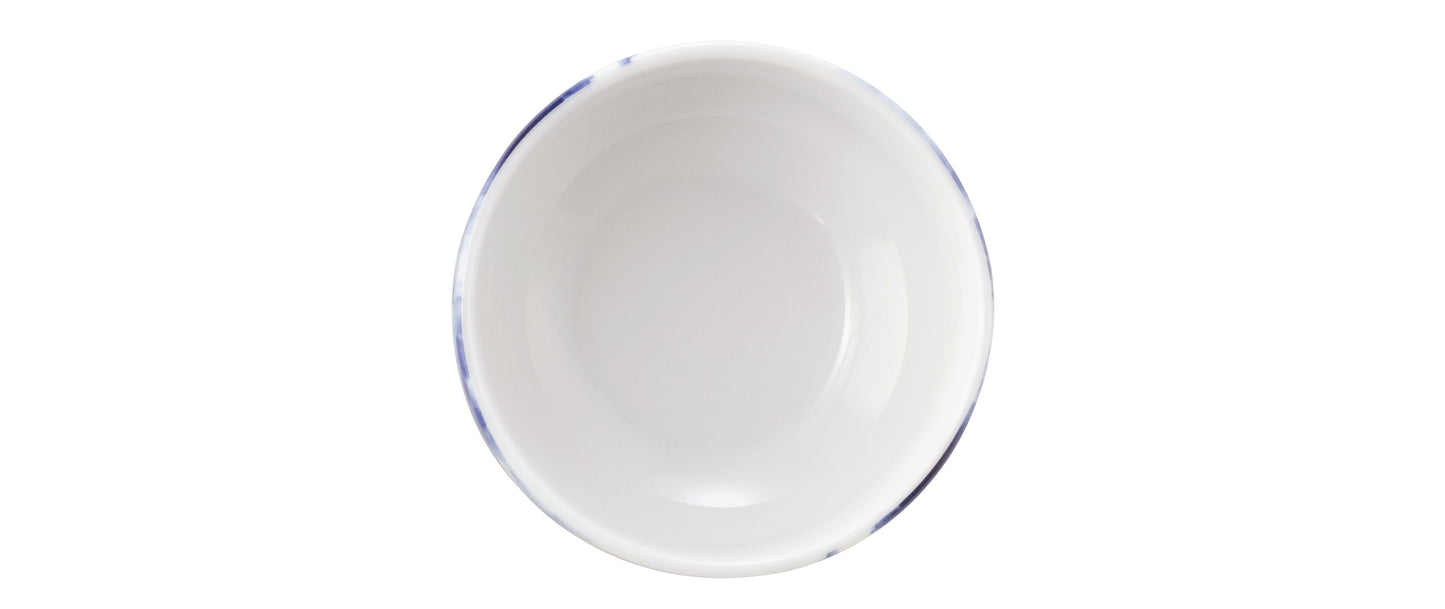 Weiß-blaues Schälchen aus Porzellan
