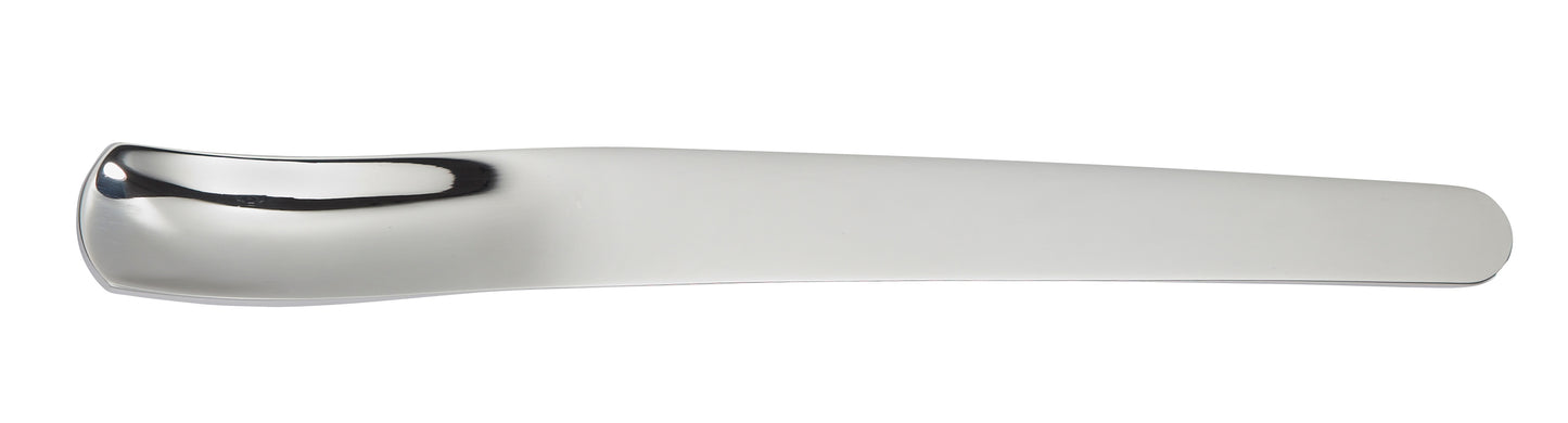 Silberner, moderner Buttermesser.
