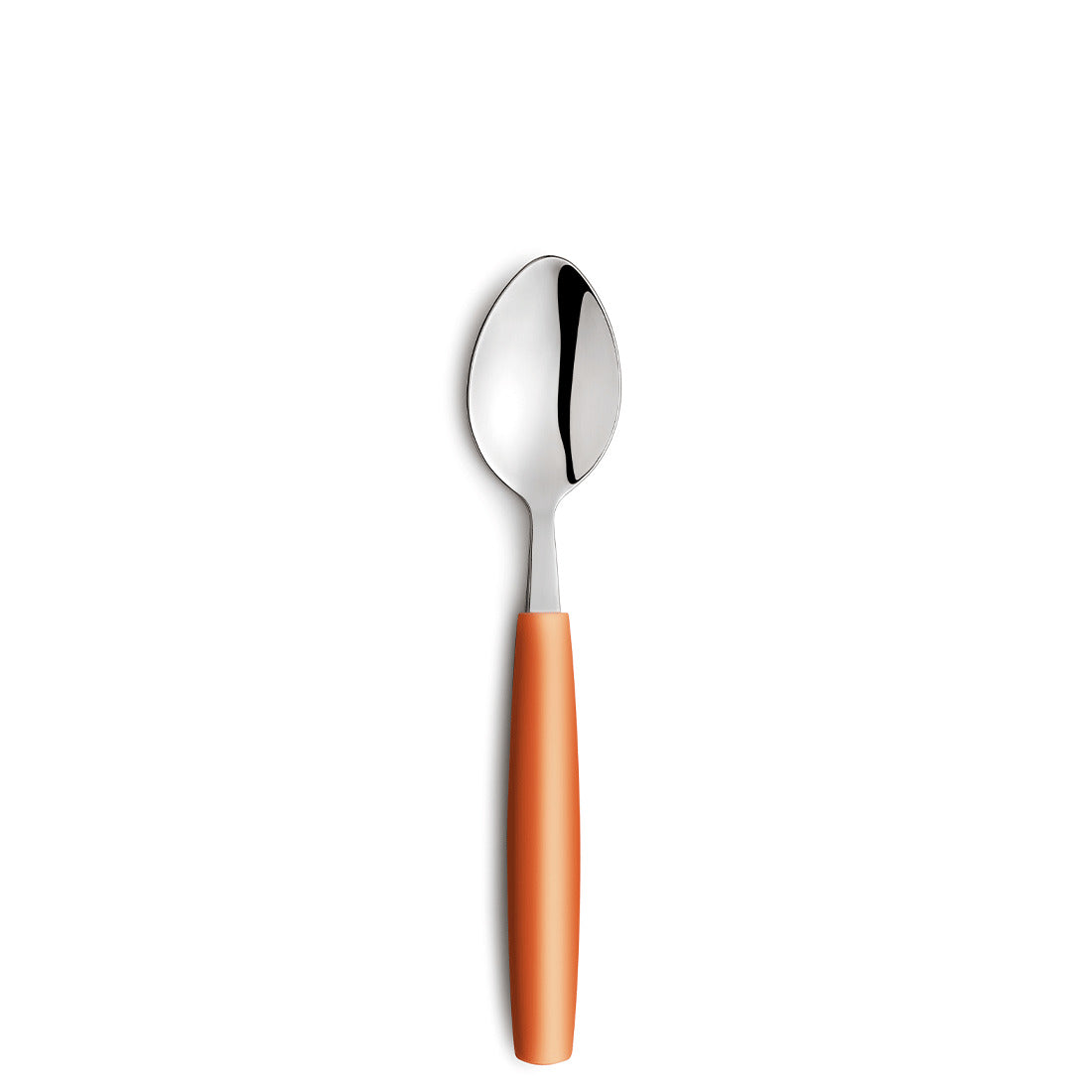 Löffel mit orangefarbenem Griff auf Weiß.
