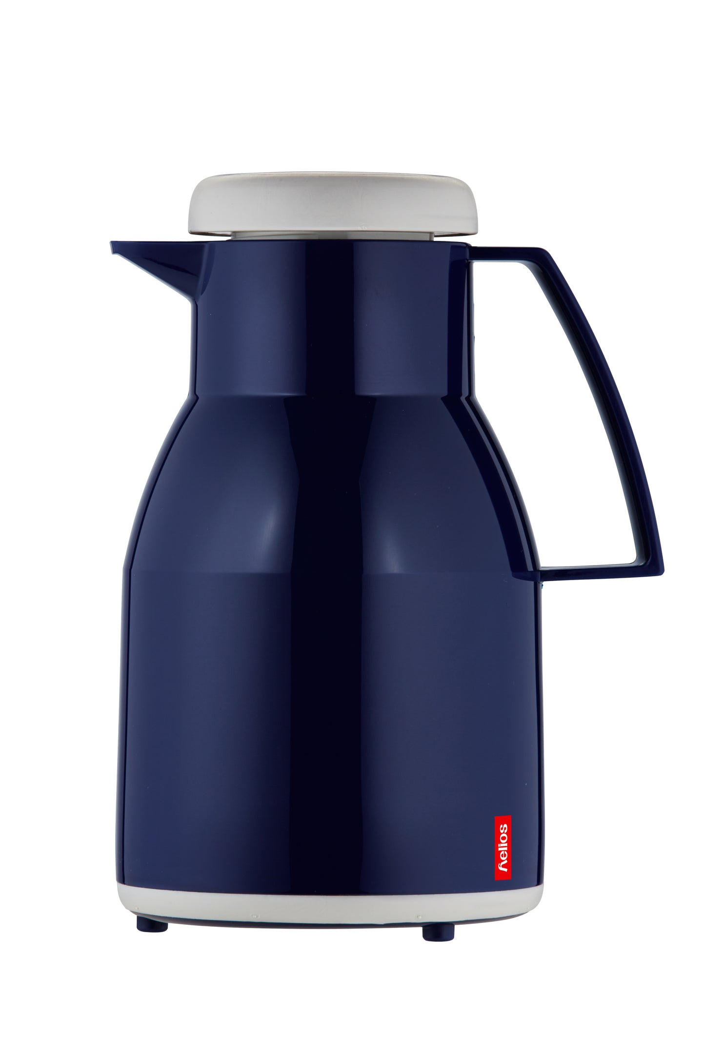 Blaue Thermoskanne mit Henkel und Deckel.