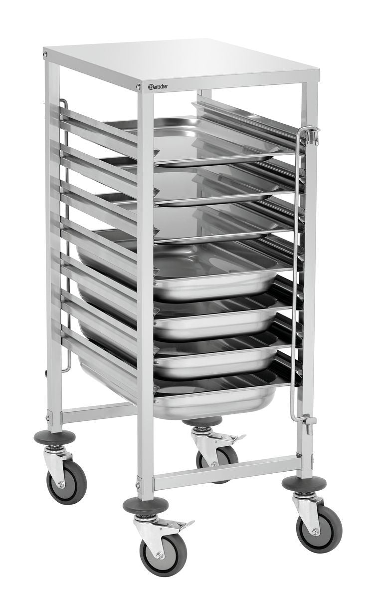 Rollwagen mit Tabletts für Gastronomie.