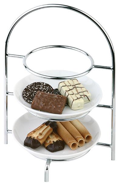 Etagere mit Keksen und Gebäck.