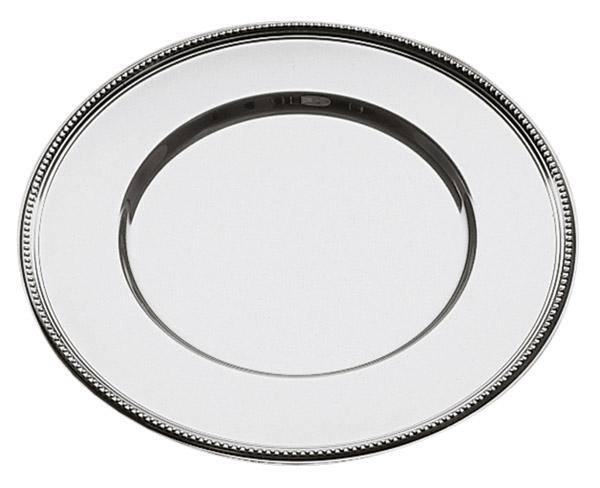 Silberner Teller mit Perlenrand.