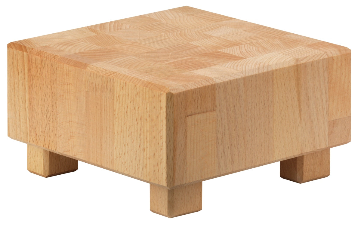 Holztisch für Gastronomie-Bereich