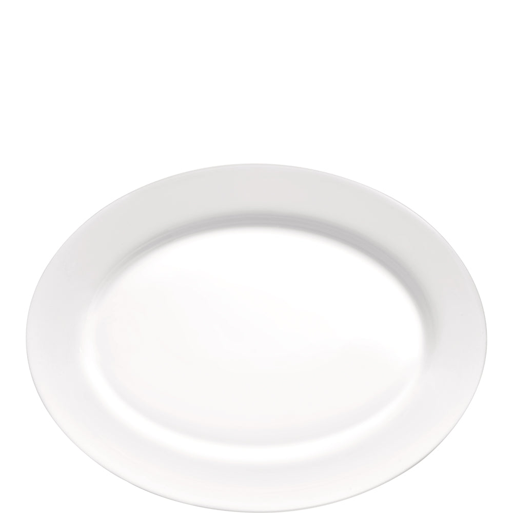 Leerer weißer Servierteller Gastronomie