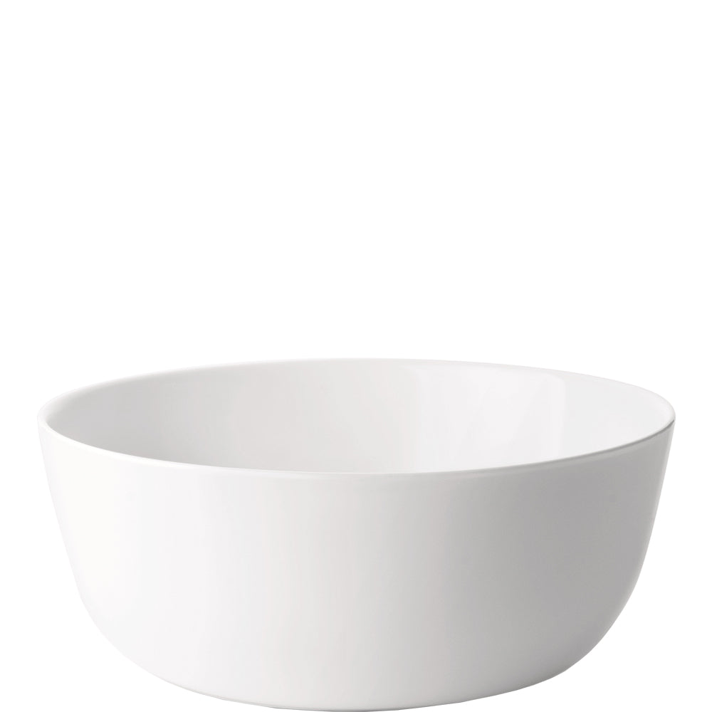 Weiße, runde Porzellanschüssel.