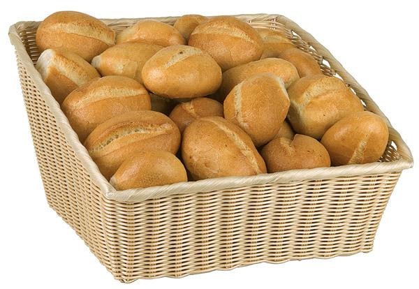 Korb mit Brötchen gefüllt.