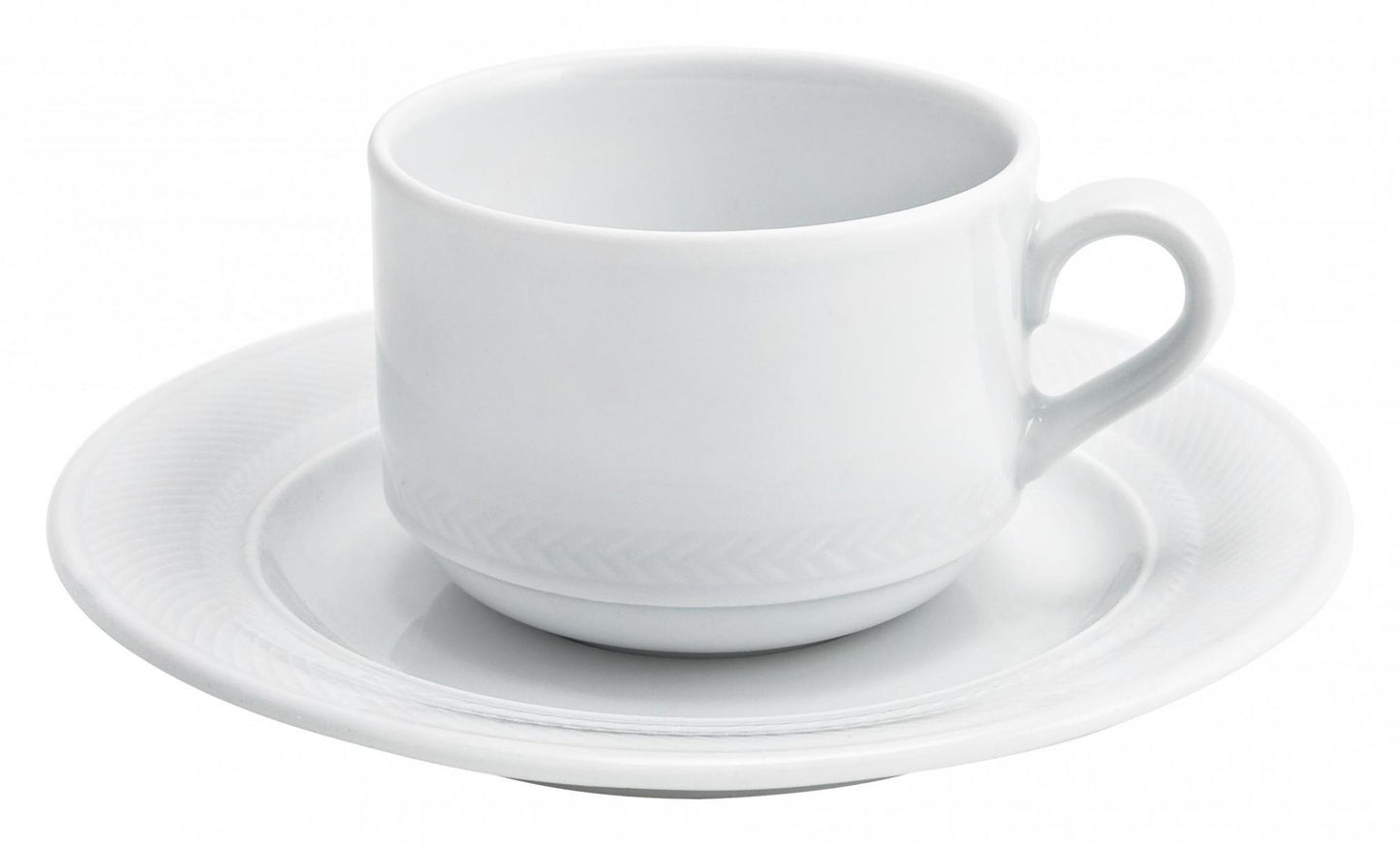 Weiße Tasse auf Untertasse.