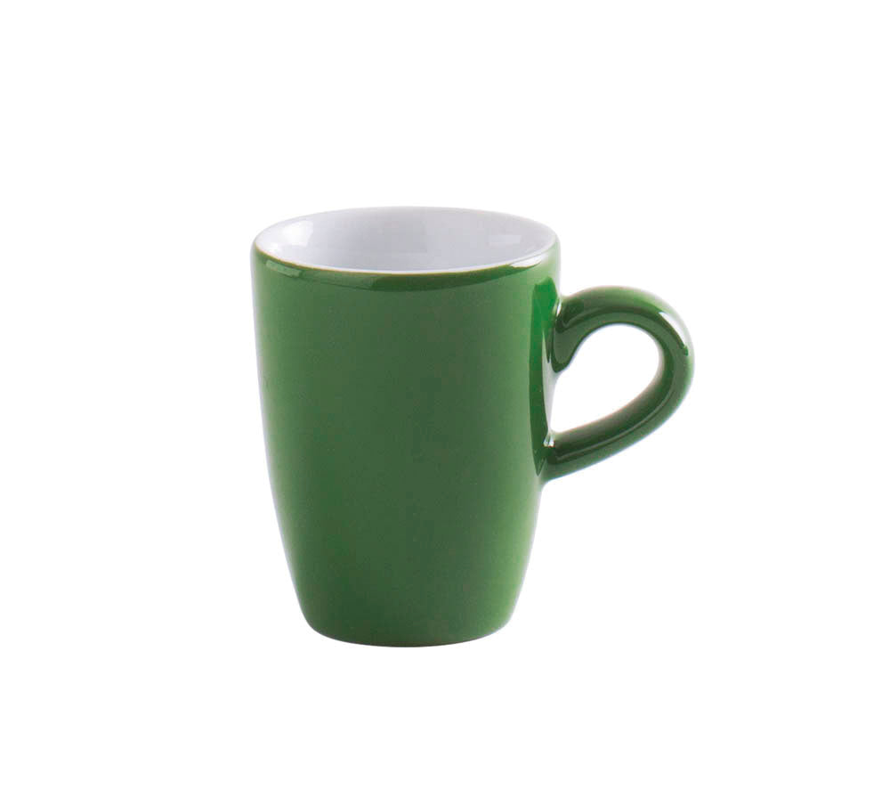 Grüne Porzellantasse mit Henkel.