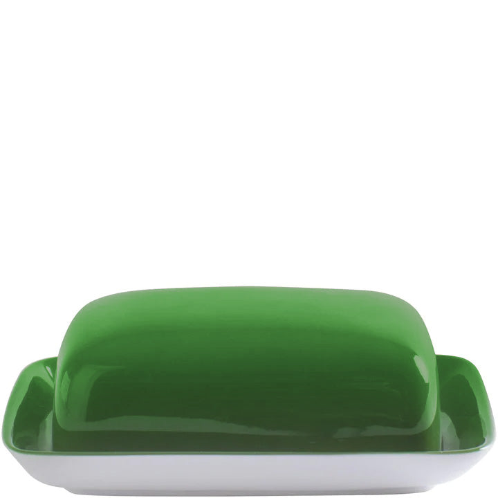 Grüne Butterdose mit Deckel.