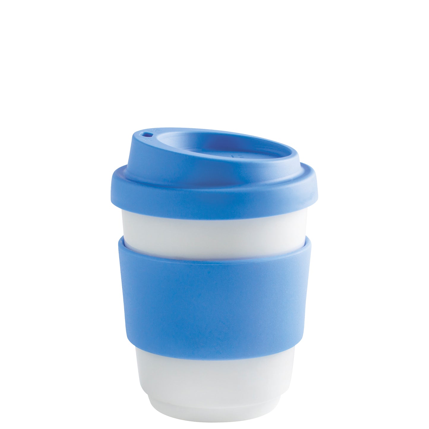 Blauer Mehrwegbecher mit Deckel.