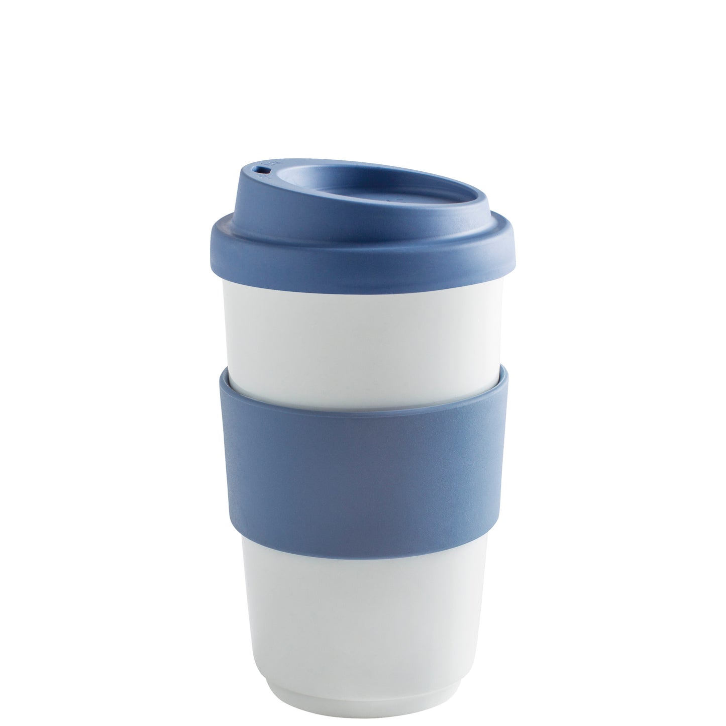Weiße Tasse mit blauem Deckel.