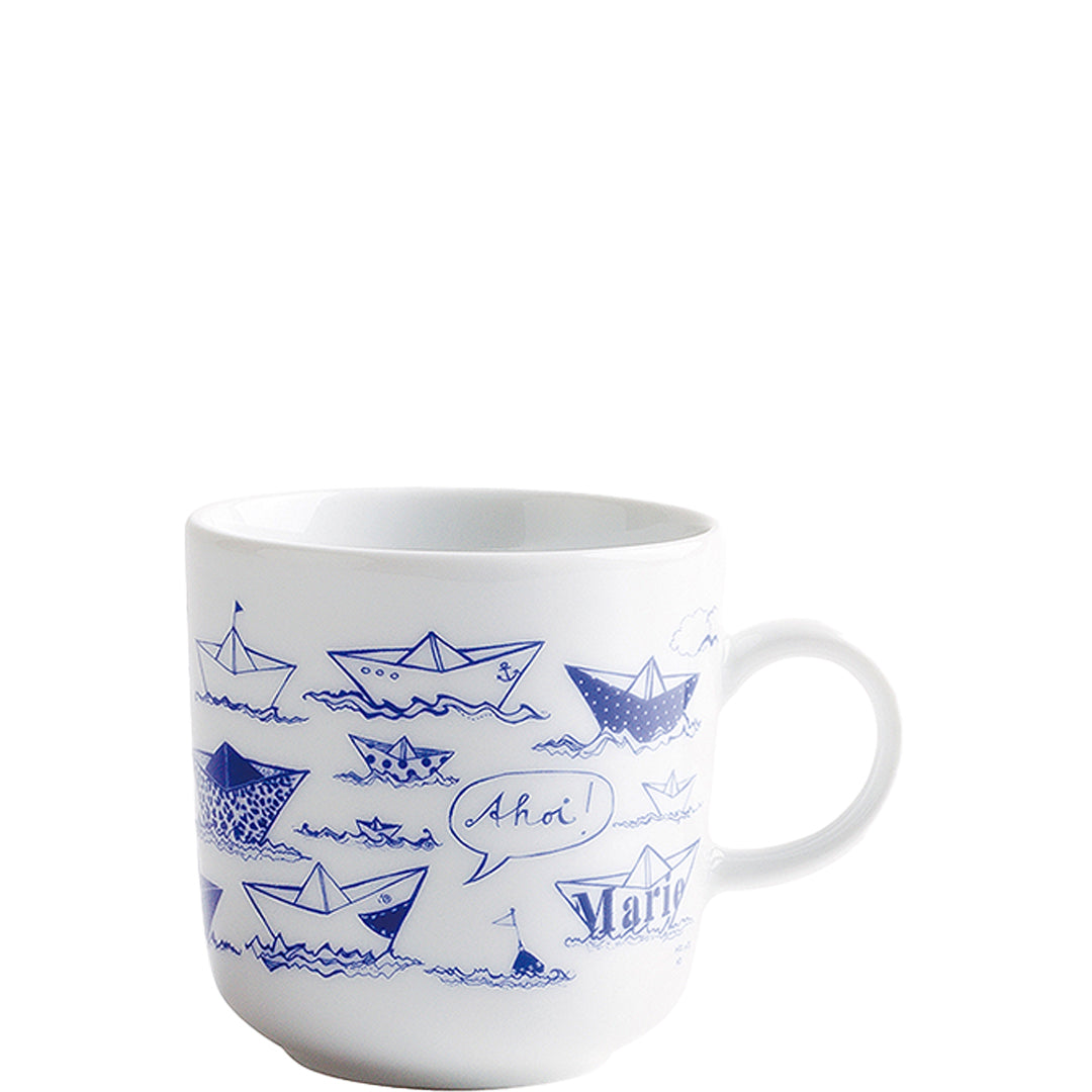 Tasse mit maritimem Design.