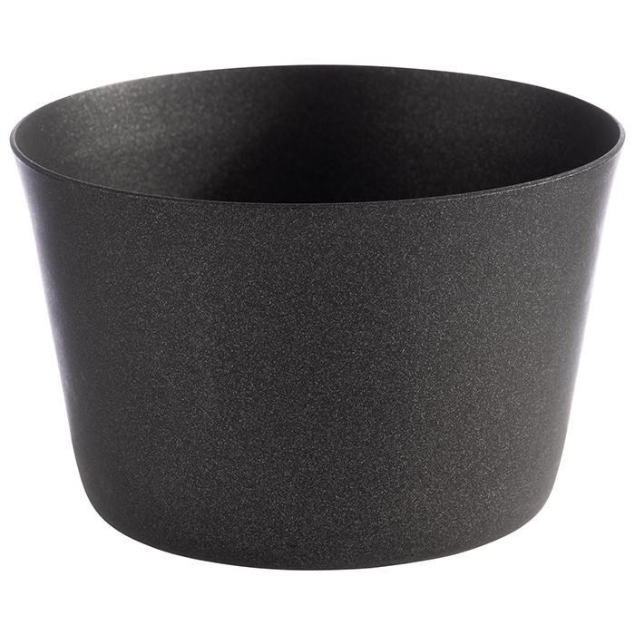 Schwarze Schüssel aus Melamin.