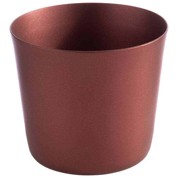 Brauner Metalltopf für Gastronomie.