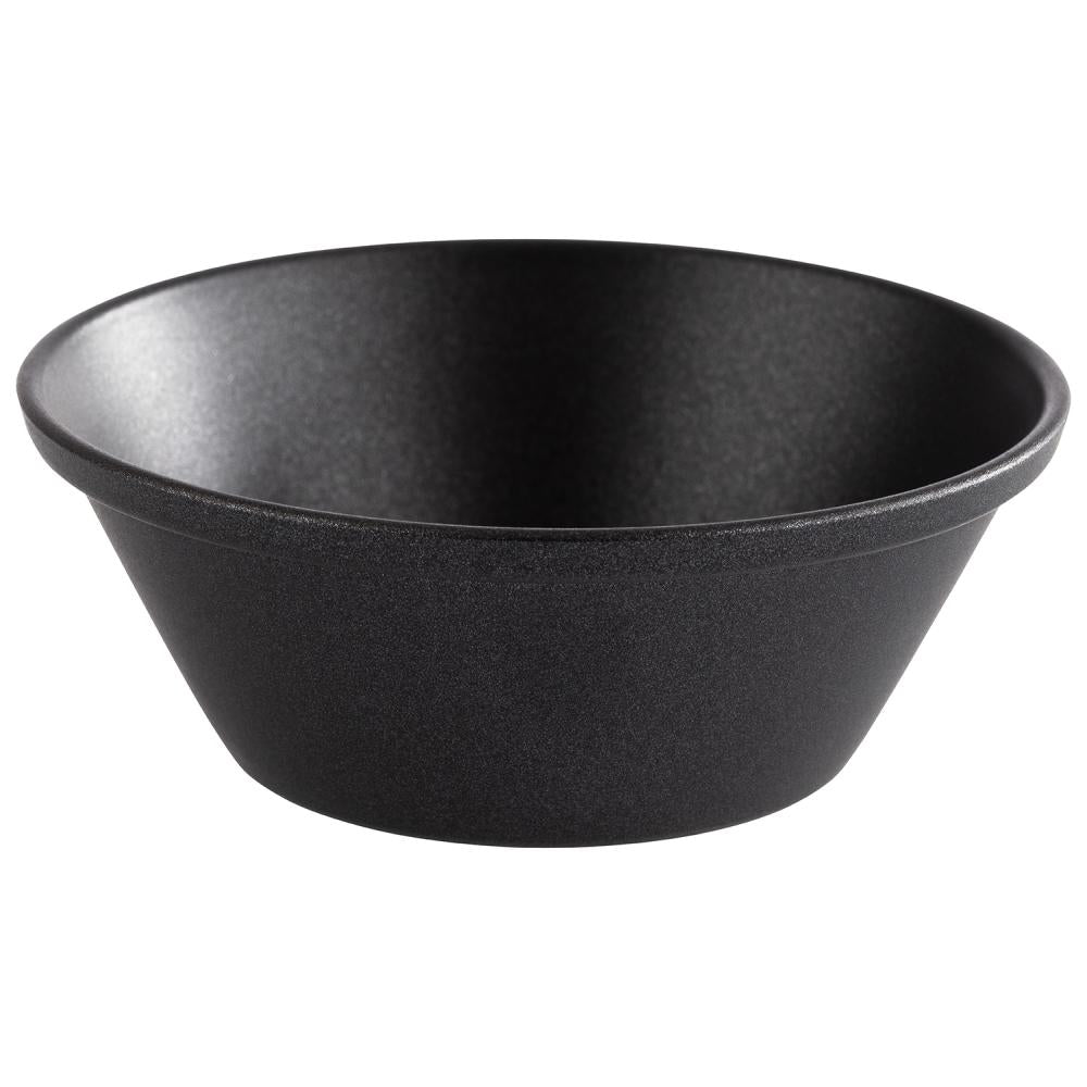 Schwarze Schüssel aus Melamin.