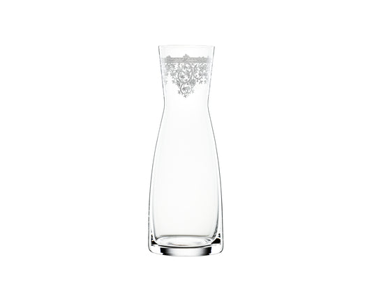 Glas-Karaffe mit dekorativem Muster.