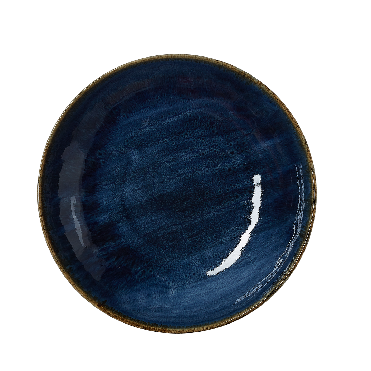 Blauer Teller mit dunklem Rand.