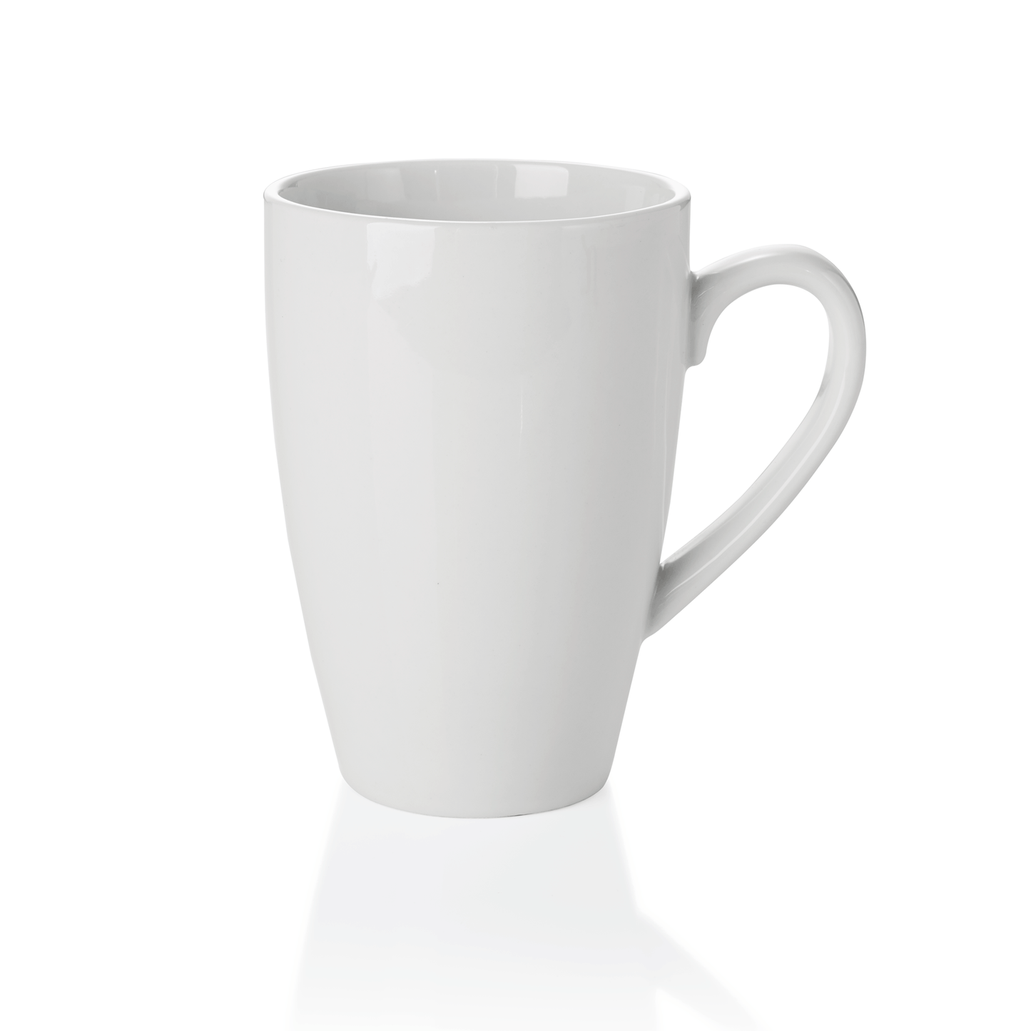 Weiße Tasse auf weißem Hintergrund.