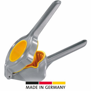 Zitruspresse aus Metall, Made in Germany.