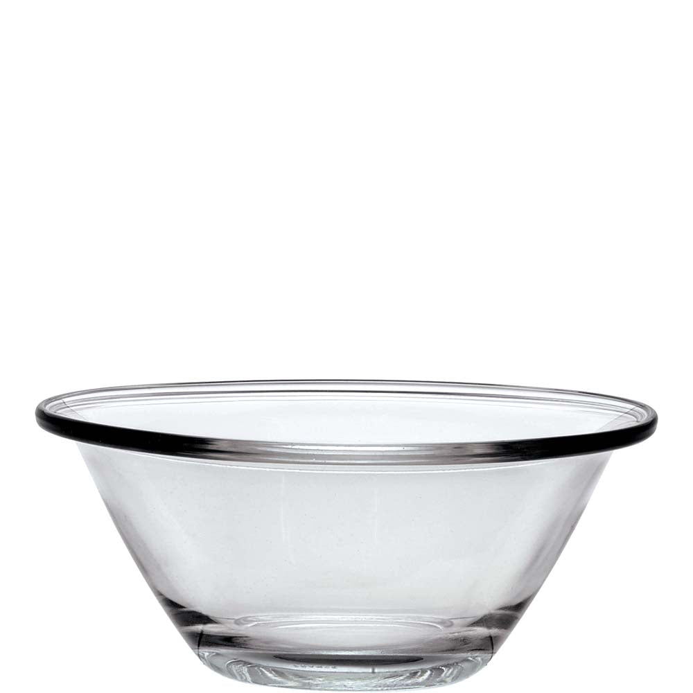 Transparente Glasschüssel als Servierbehälter