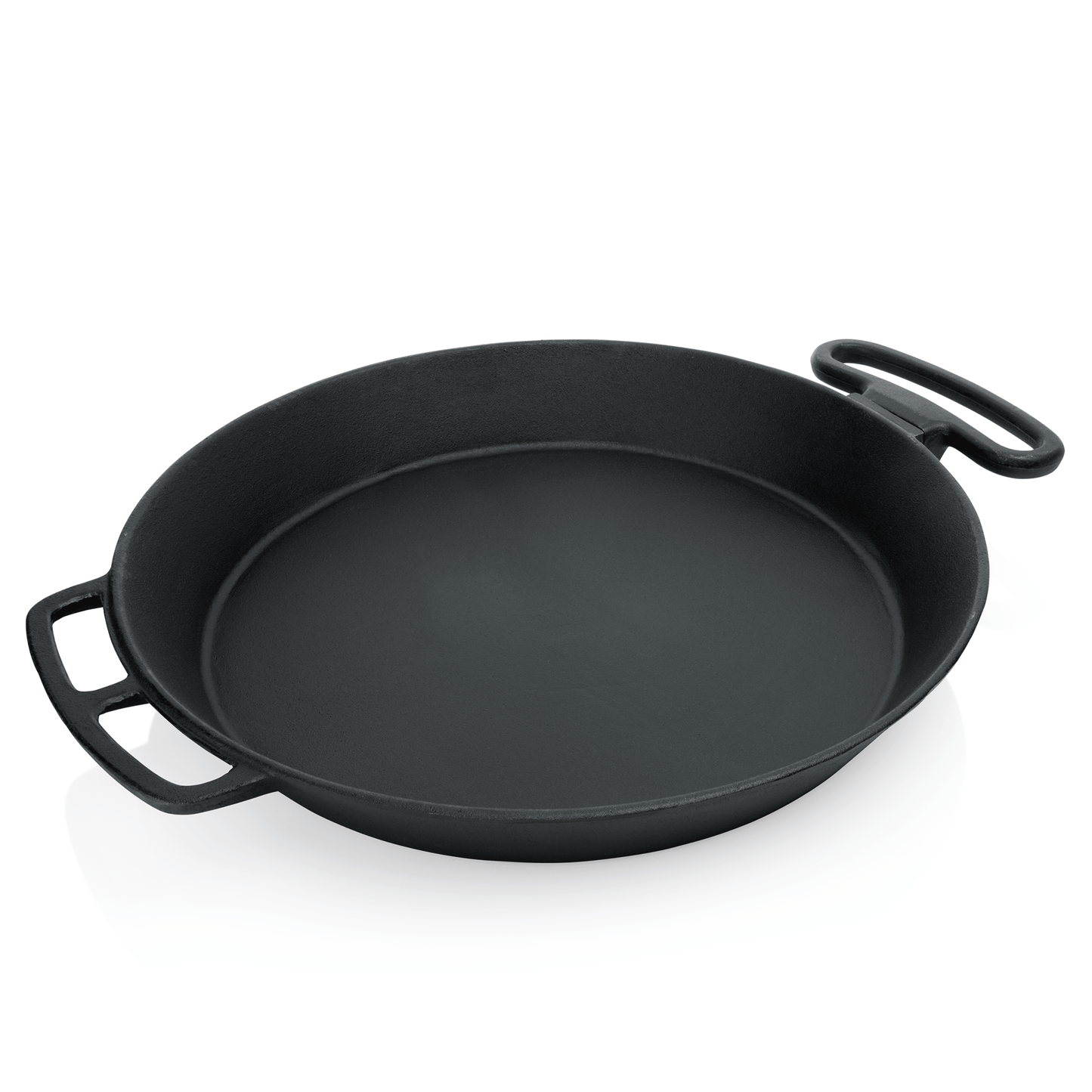 Schwarze Pfanne mit zwei Griffen.